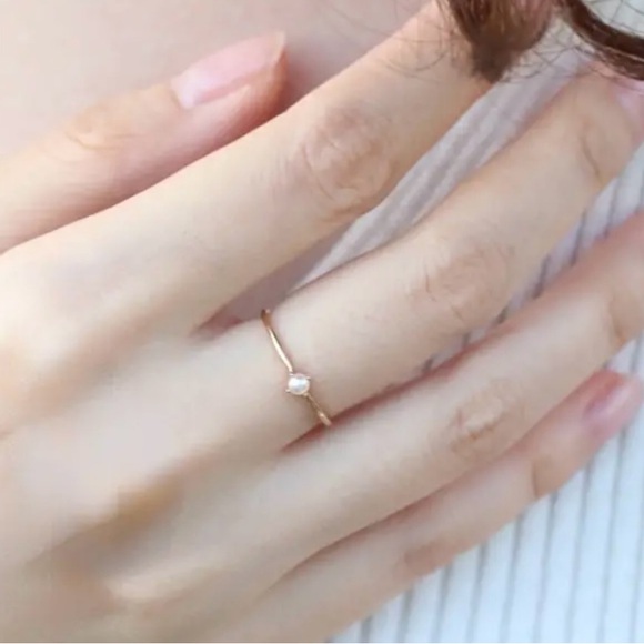 18K Plated Pearl Ring - Picture 2 of 2